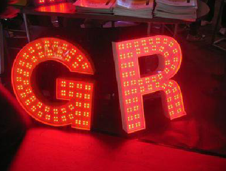 眉山LED发光字常见的安装误区。